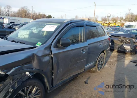 2017 Mitsubishi Outlander Es z USA, uszkodzony, nr VIN JA4AD2A33HZ032388